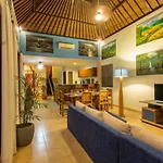 Villa Suji